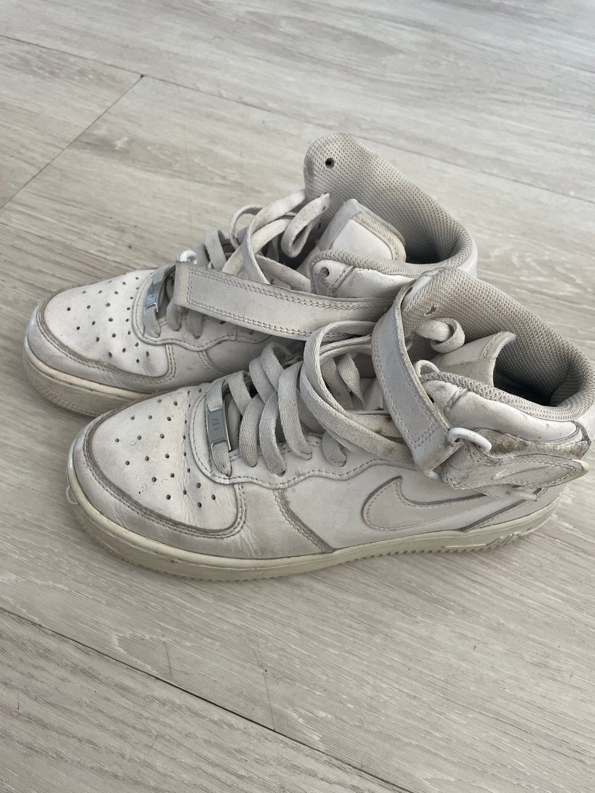 Nike Air Force 1 Mid sneakers maat 38,5, Ophalen, Gedragen, Wit, Sneakers of Gympen