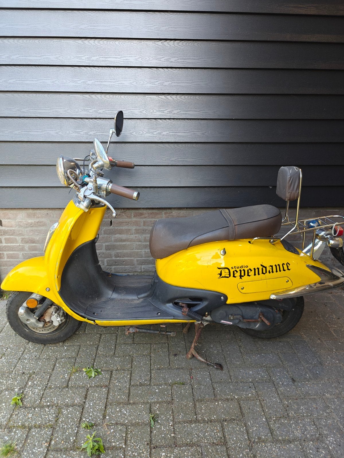 Opknap scooter of voor onderdelen snor scooter retro 25km, Fietsen en Brommers, Ophalen, Gebruikt, Benzine, Overige merken