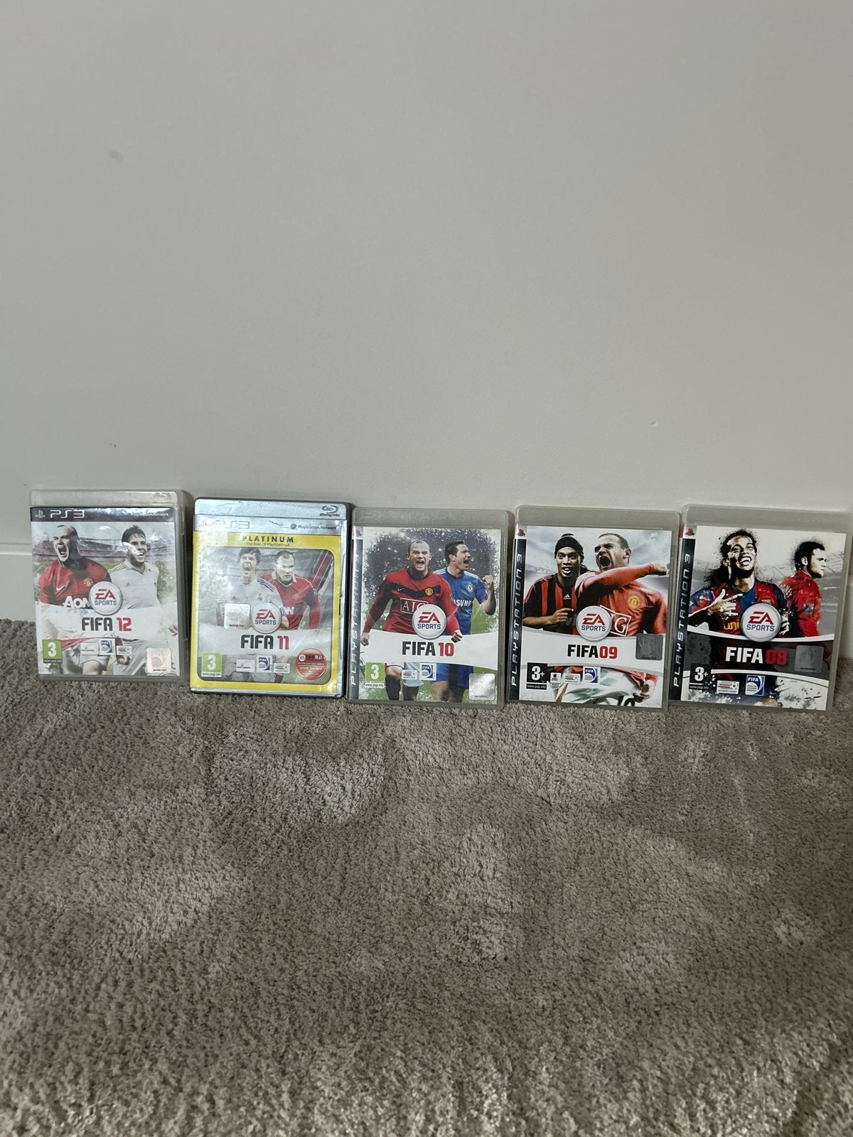 5 FIFA games: FIFA 12, 11, 10, 09, 08 - Perfecte staat, Eén computer, Ophalen of Verzenden, Zo goed als nieuw, Sport