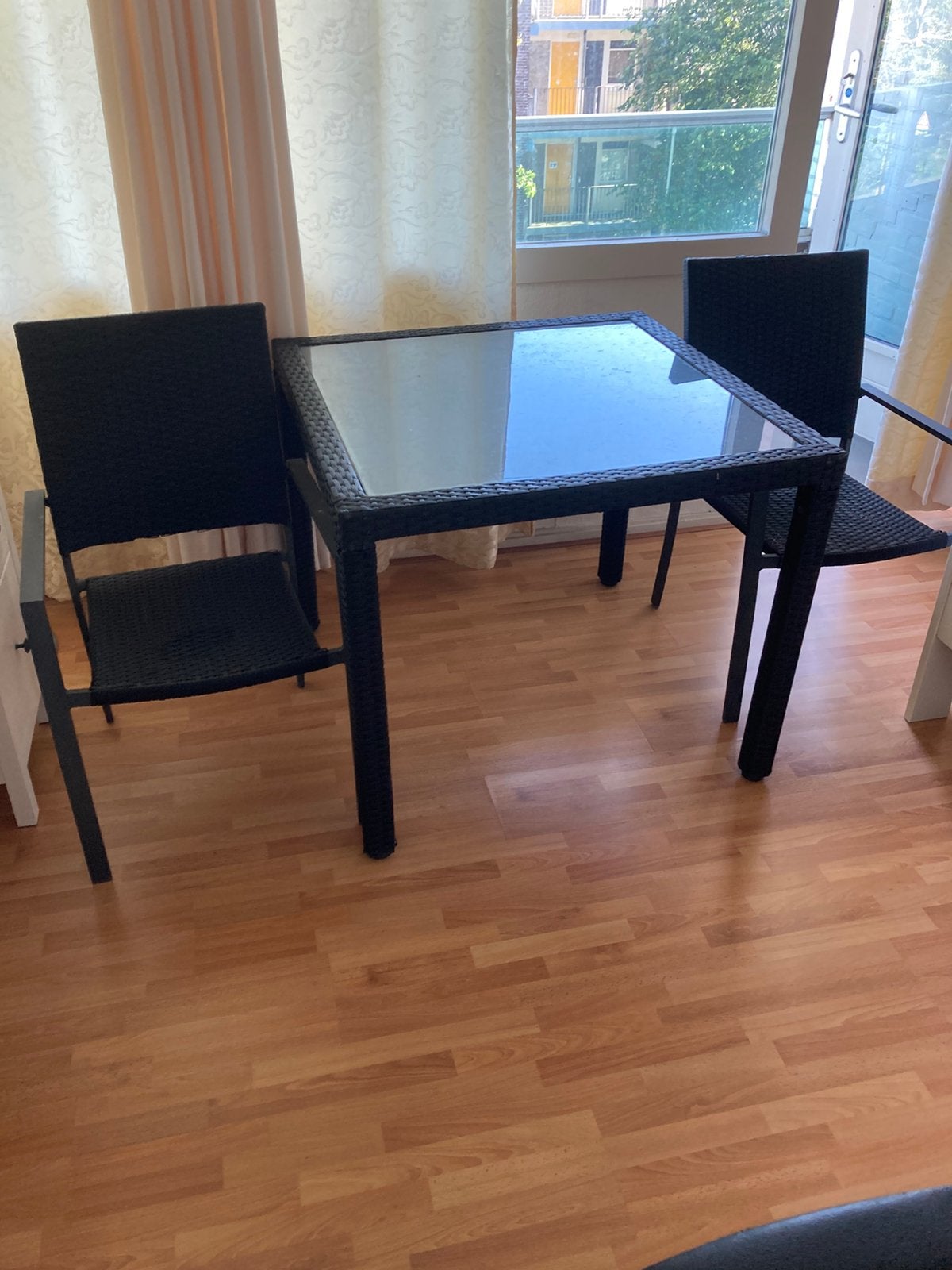 Wickler balkon/tuinset tafel 90X90 + 2 stoelen, Ophalen, Zo goed als nieuw, Wicker
