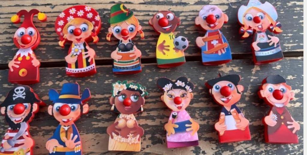 12 Vingerpopjes - Carnaval Festival Efteling, Verzamelen, Efteling, Zo goed als nieuw, Beeldje of Poppetje, Ophalen of Verzenden