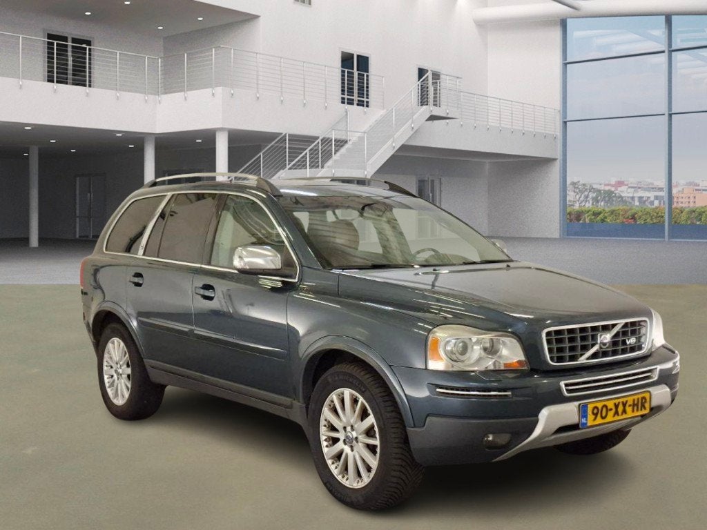 Volvo XC90 4.4 V8 Executive|R-DESIGN|AWD|7PERS|YOUNGTIMER|V8, Dealer onderhouden, 8 cilinders, Bedrijf, Vierwielaandrijving