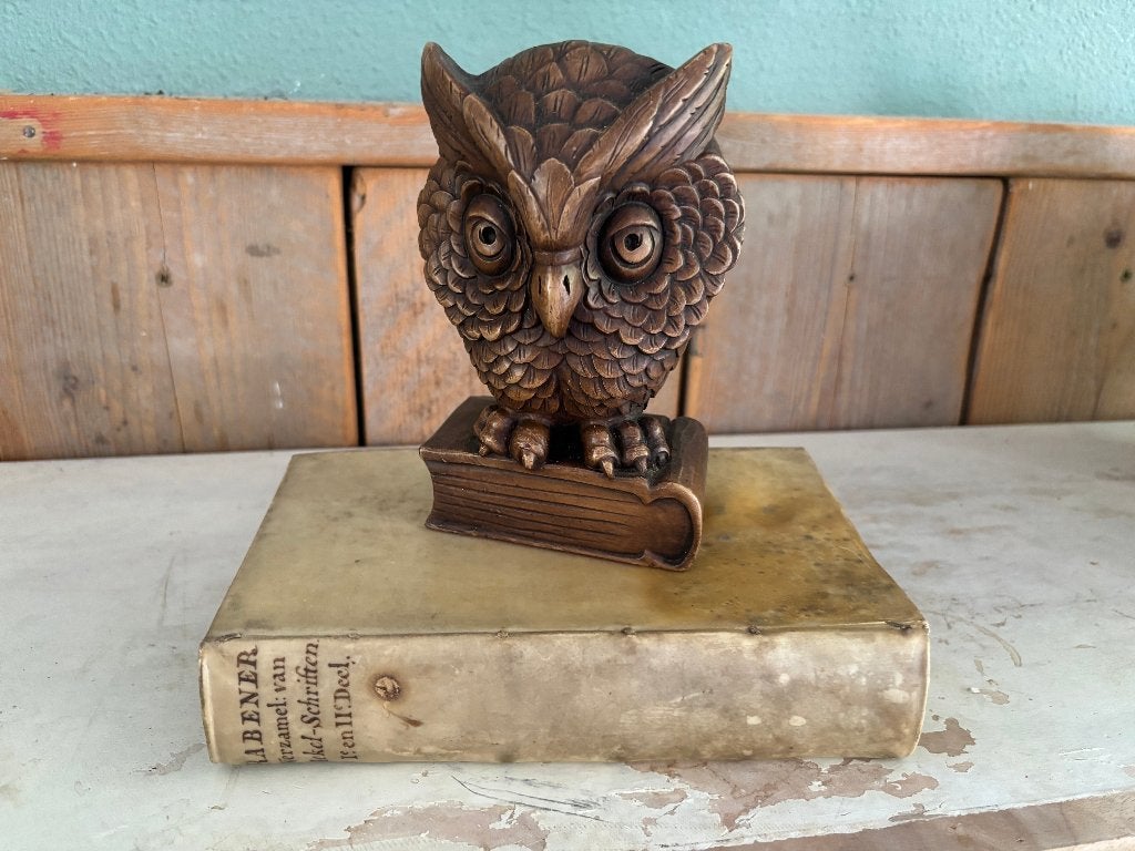 Decoratief uilenbeeld op boek – ca. 16 cm, Verzamelen, Ophalen of Verzenden