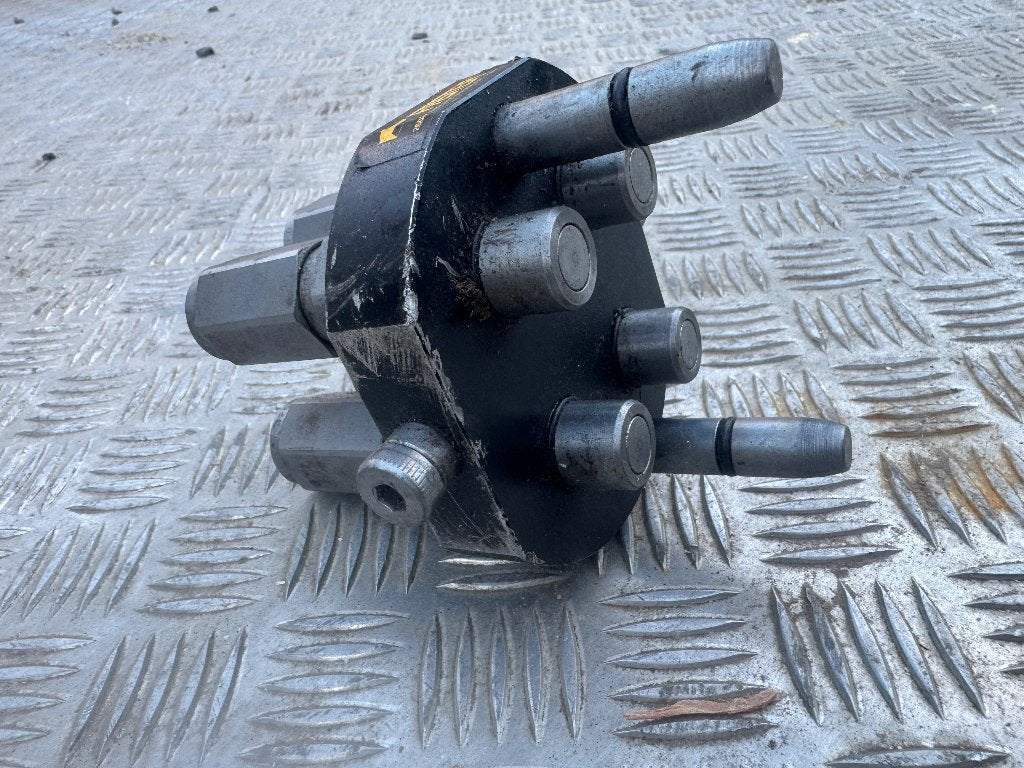 Faster 26027 met 4 hydraulische koppelingen, Ophalen