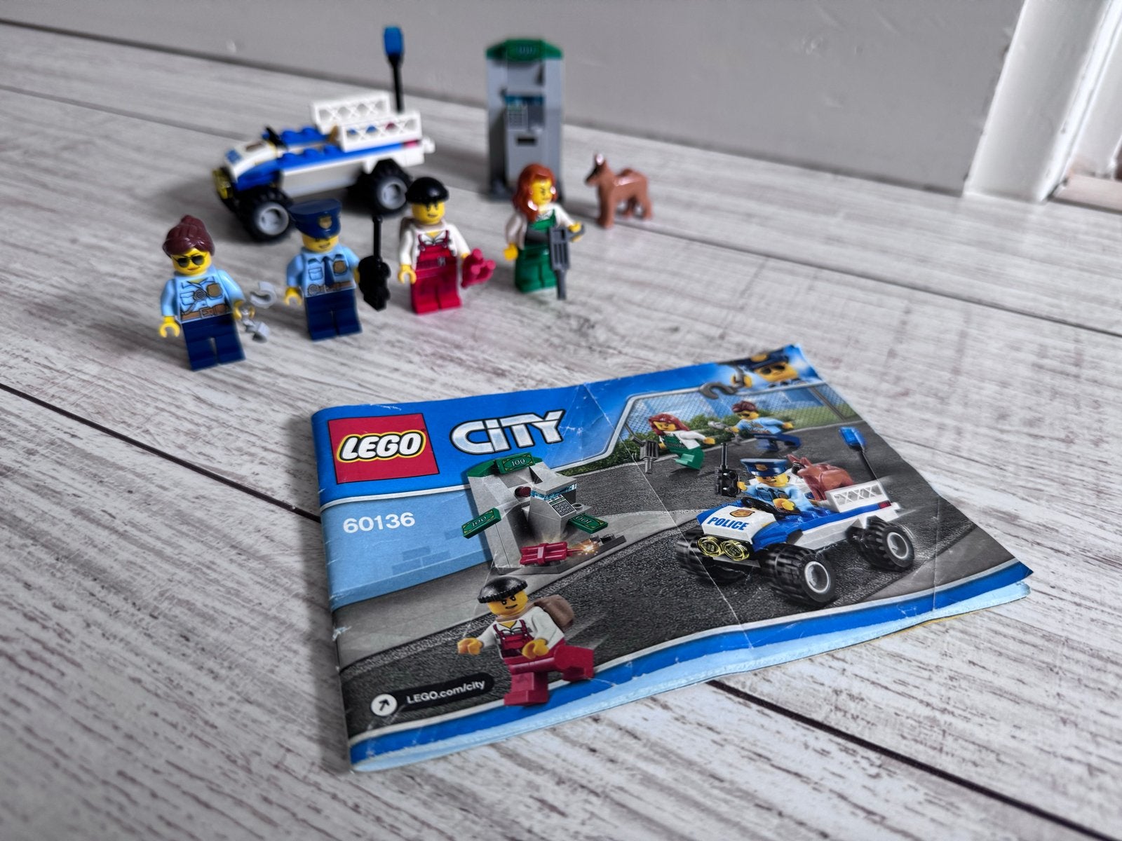 Lego City 60136 Politie Starterset met 4 minifiguren, City, Lego, Ophalen of Verzenden, Complete set
