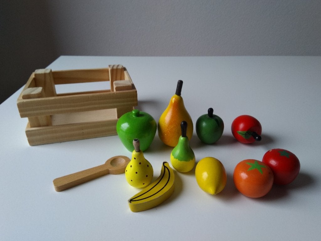 kratje met 3 houten fruit speelkeuken, Ophalen of Verzenden, Zo goed als nieuw, Hout, Speelkeuken-accessoire