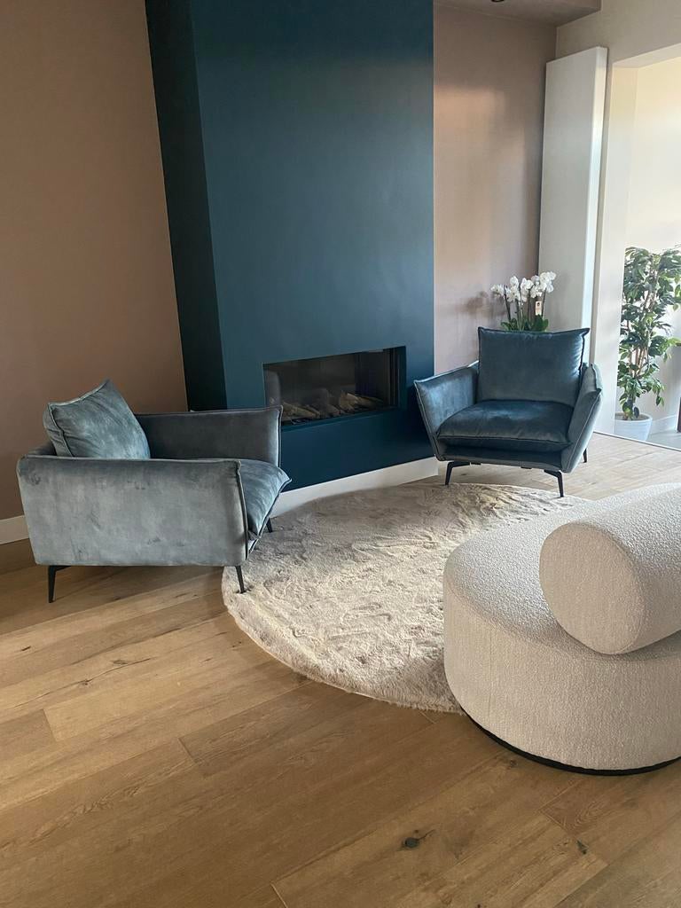 2x Vintage Velvet Fauteuil Adore Niagara Loods5