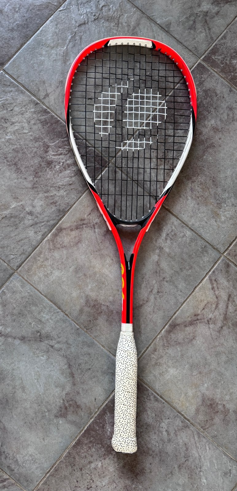 ARTENGO SR 730 squah racket, Sport en Fitness, Ophalen of Verzenden, Zo goed als nieuw, Racket