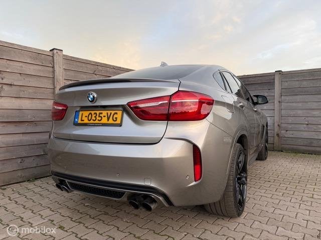 BMW X6 M 4.4 V8 575PK Pano-Head.up-Trekhaak-Memory-B&O, Auto's, Automaat, 2950 kg, 2240 kg, Gebruikt