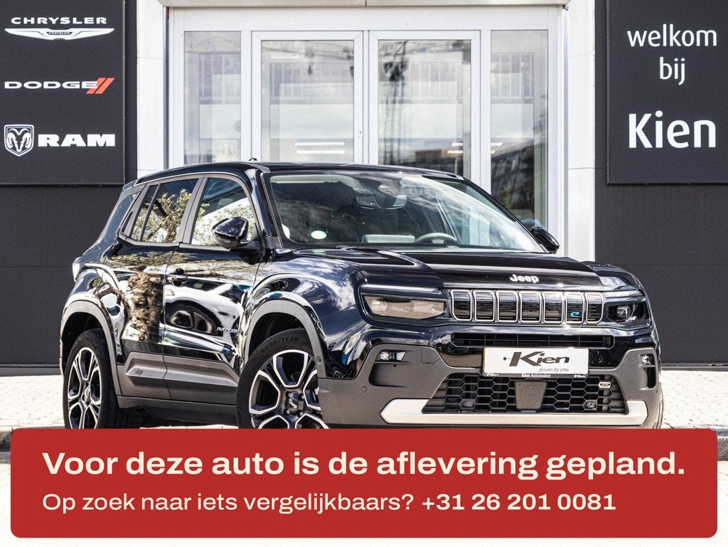 Jeep Avenger Black Edition 54 kWh, Auto's, Jeep, Gebruikt, Zwart, 156 pk, Leder en Stof