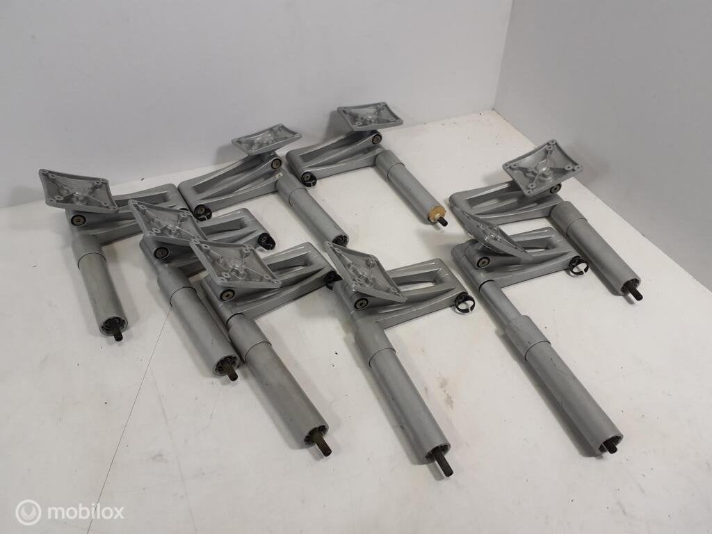 Ionic Vesa bureau monitor standaards - 8 stuks, Gebruikt