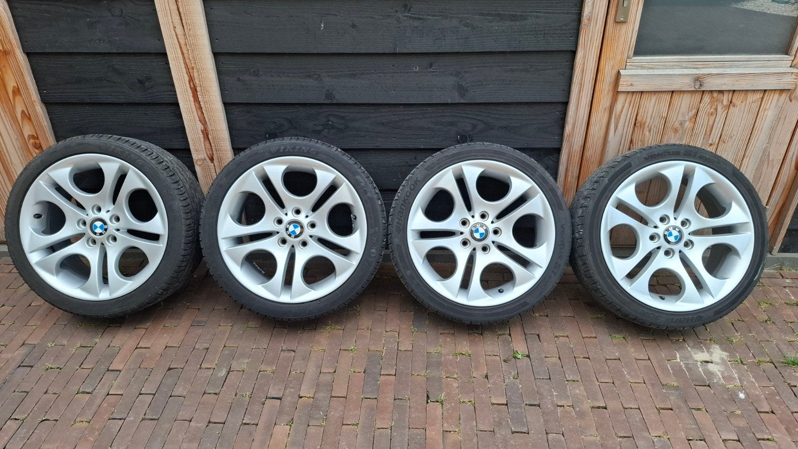 BMW 18 inch velgen met zomerbanden, Auto-onderdelen, Banden en Velgen, Ophalen, 18 inch, Gebruikt, Banden en Velgen