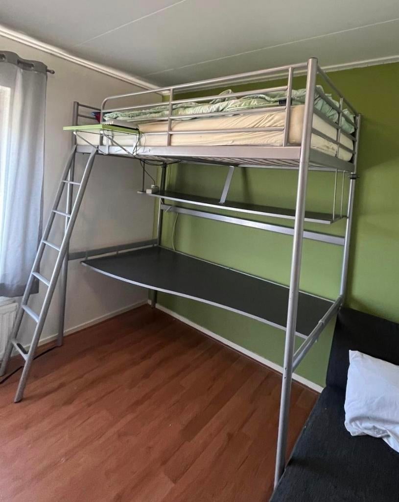 Hoogslaper 1-persoons met bureau en planken, Ophalen of Verzenden, Eenpersoons, 90 cm, Hoogslaper
