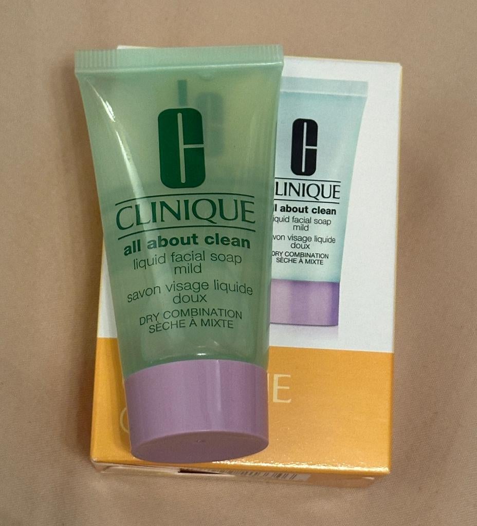 Clinique all about clean liquid facial soap mild 30 ml, Ophalen of Verzenden, Nieuw, Gehele gezicht, Reiniging