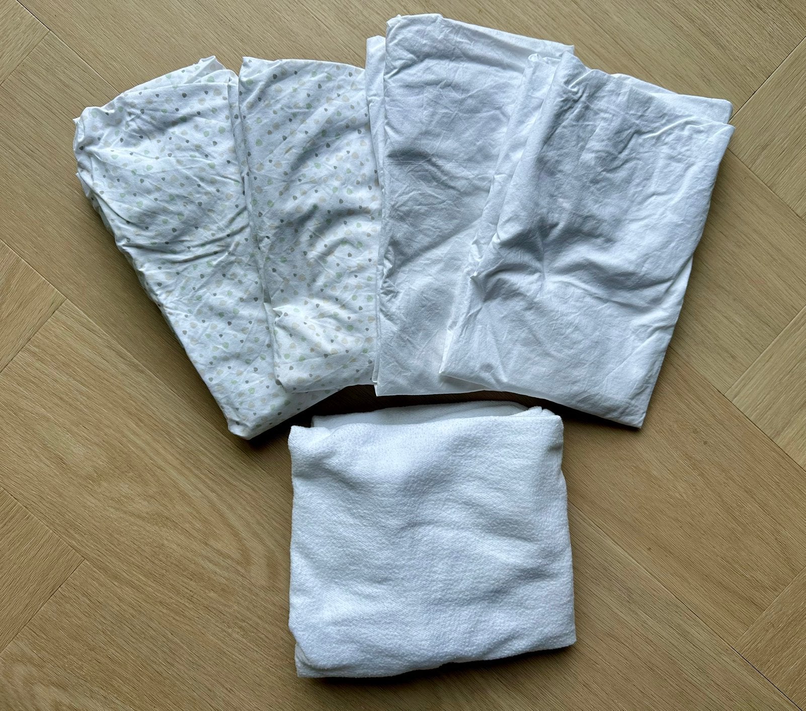 Beddengoed co-sleeper Chicco hoeslakens + HEMA molton, Ophalen of Verzenden, Zo goed als nieuw, Overige typen