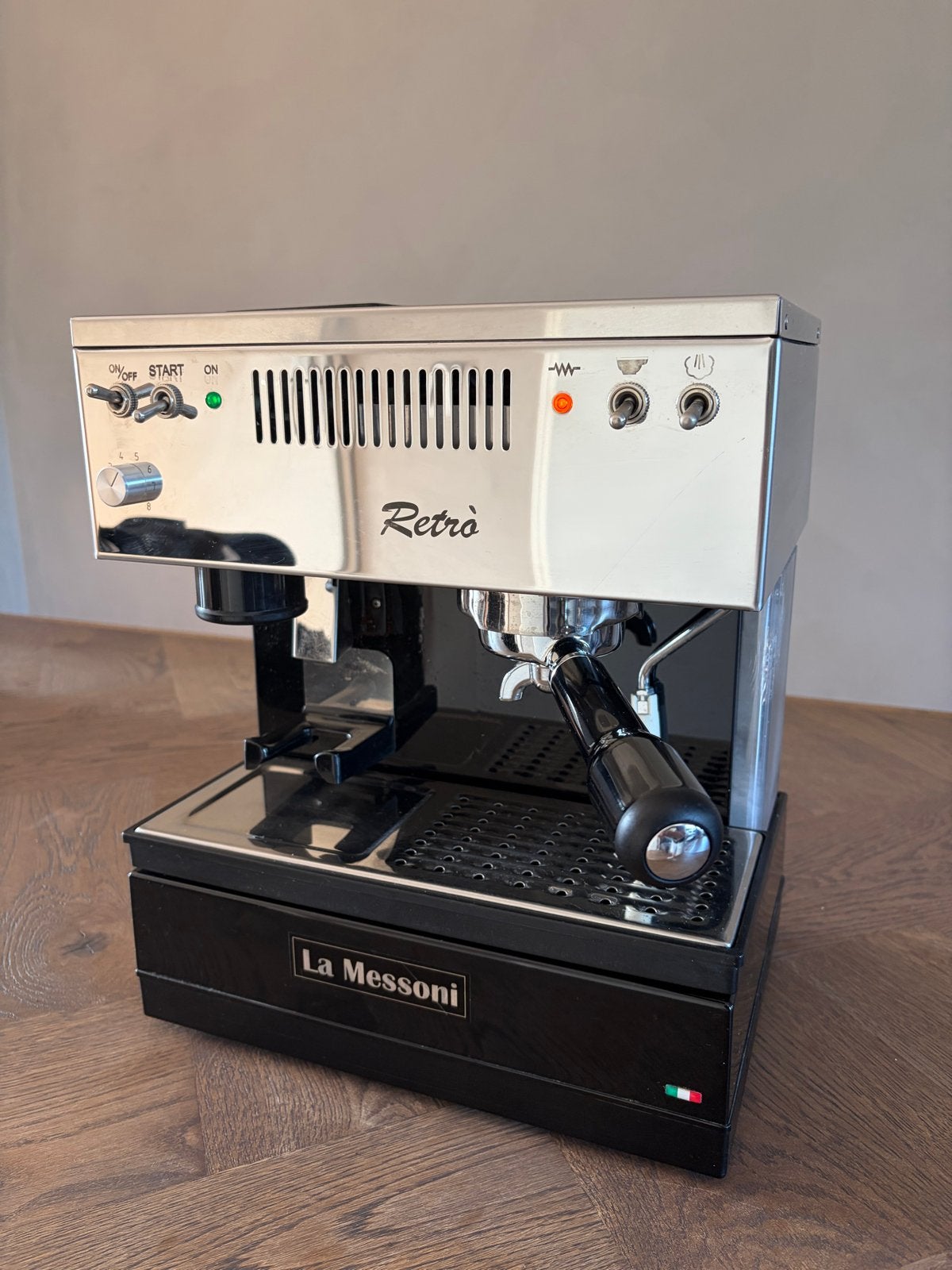 Quick Mill 835 Retro Halfautomatische Espressomachine, Ophalen, Afneembaar waterreservoir, Gebruikt, Espresso apparaat