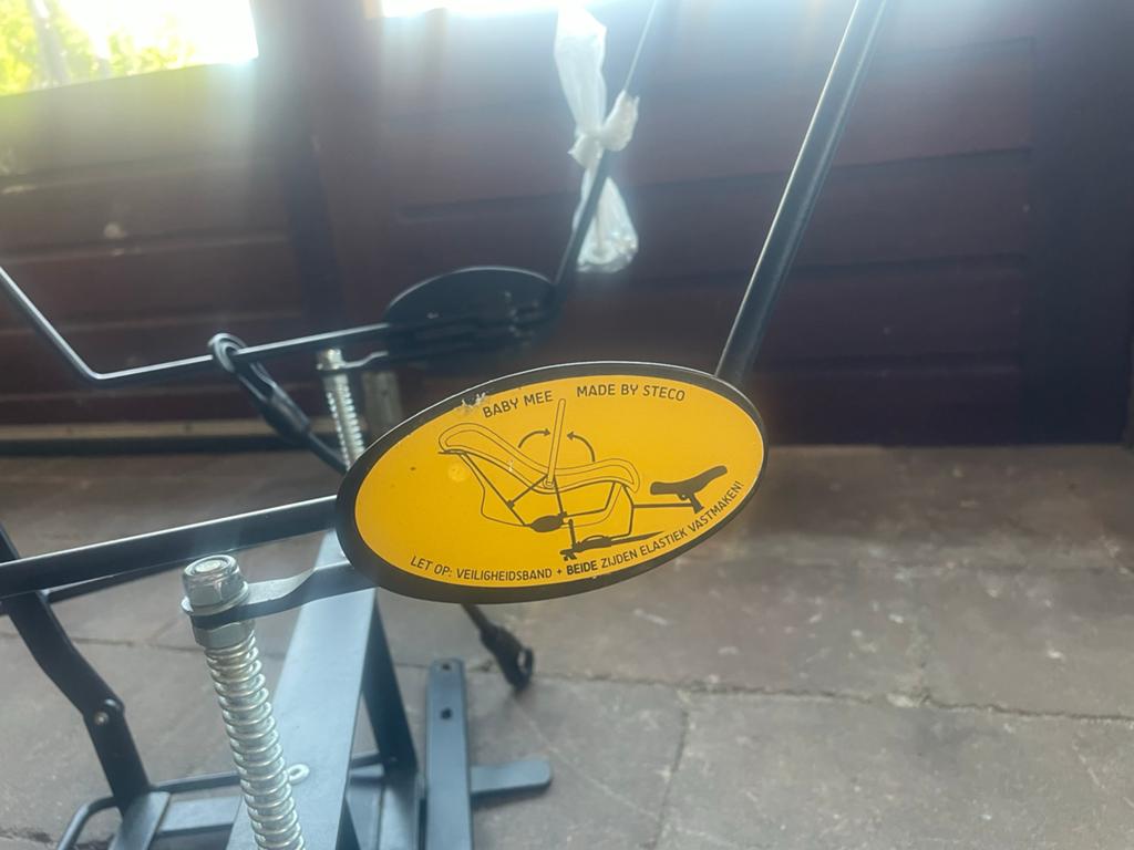 Baby Mee Steco Maxi-Cosi drager voor op de fiets of bakfiets, Ophalen of Verzenden, Gebruikt
