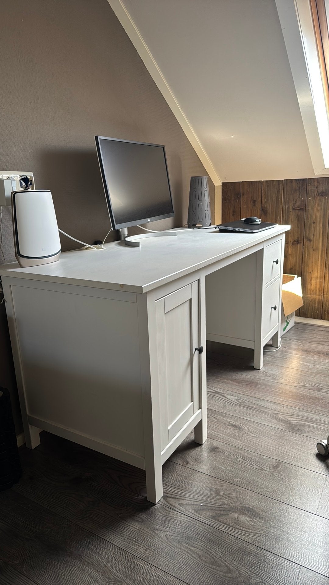 Bureau Hemnes wit Ikea, Huis en Inrichting, Bureaus, Ophalen, Met lades, Gebruikt, Wit