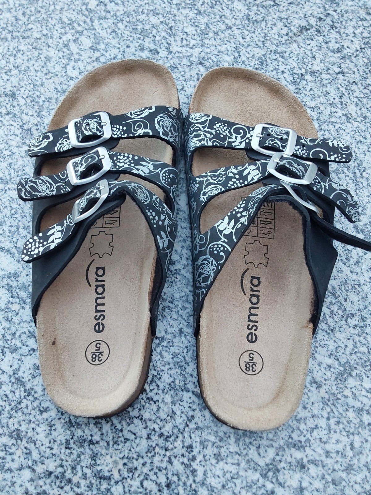 Nieuwe esmara slippers bieden, Kleding | Dames, Schoenen, Ophalen of Verzenden, Nieuw