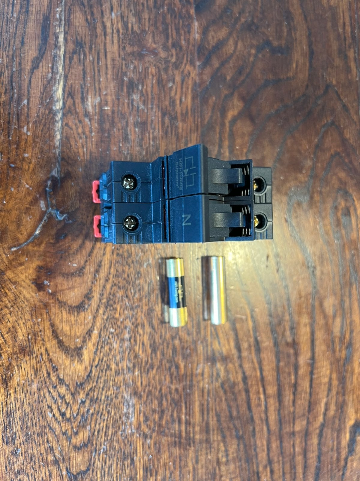Foto 15 van HiFi-Tuning Supreme³ Fuse Holder voor een audiogroep
