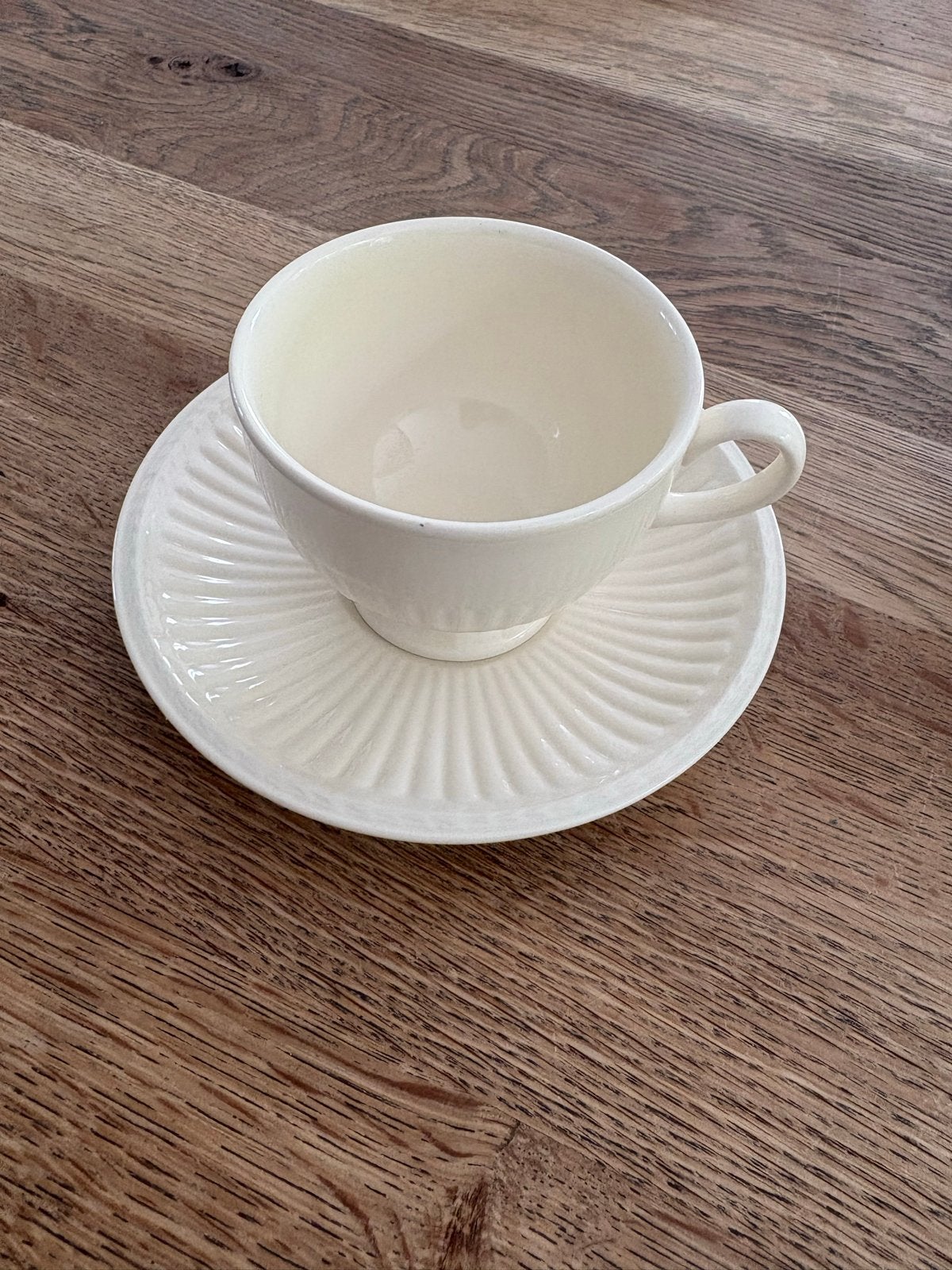 Wedgwood Queen's Ware Edme kop en schotel set (12 stuks), Antiek en Kunst, Ophalen