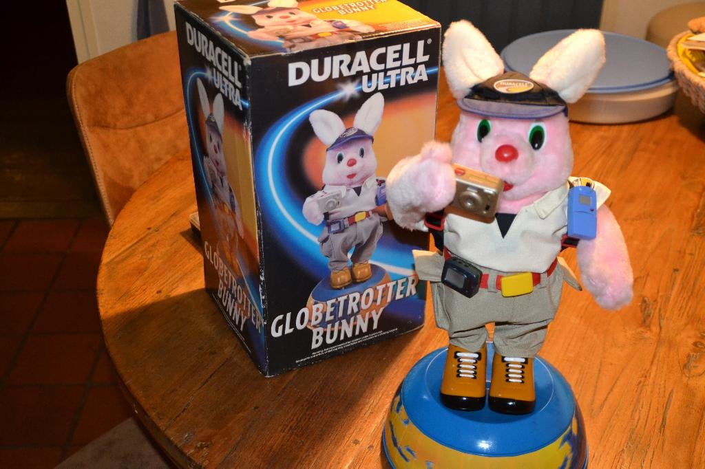 Duracell Globetrotter Bunny - met muziek en beweegt, Verzamelen, Merken en Reclamevoorwerpen, Ophalen of Verzenden, Zo goed als nieuw
