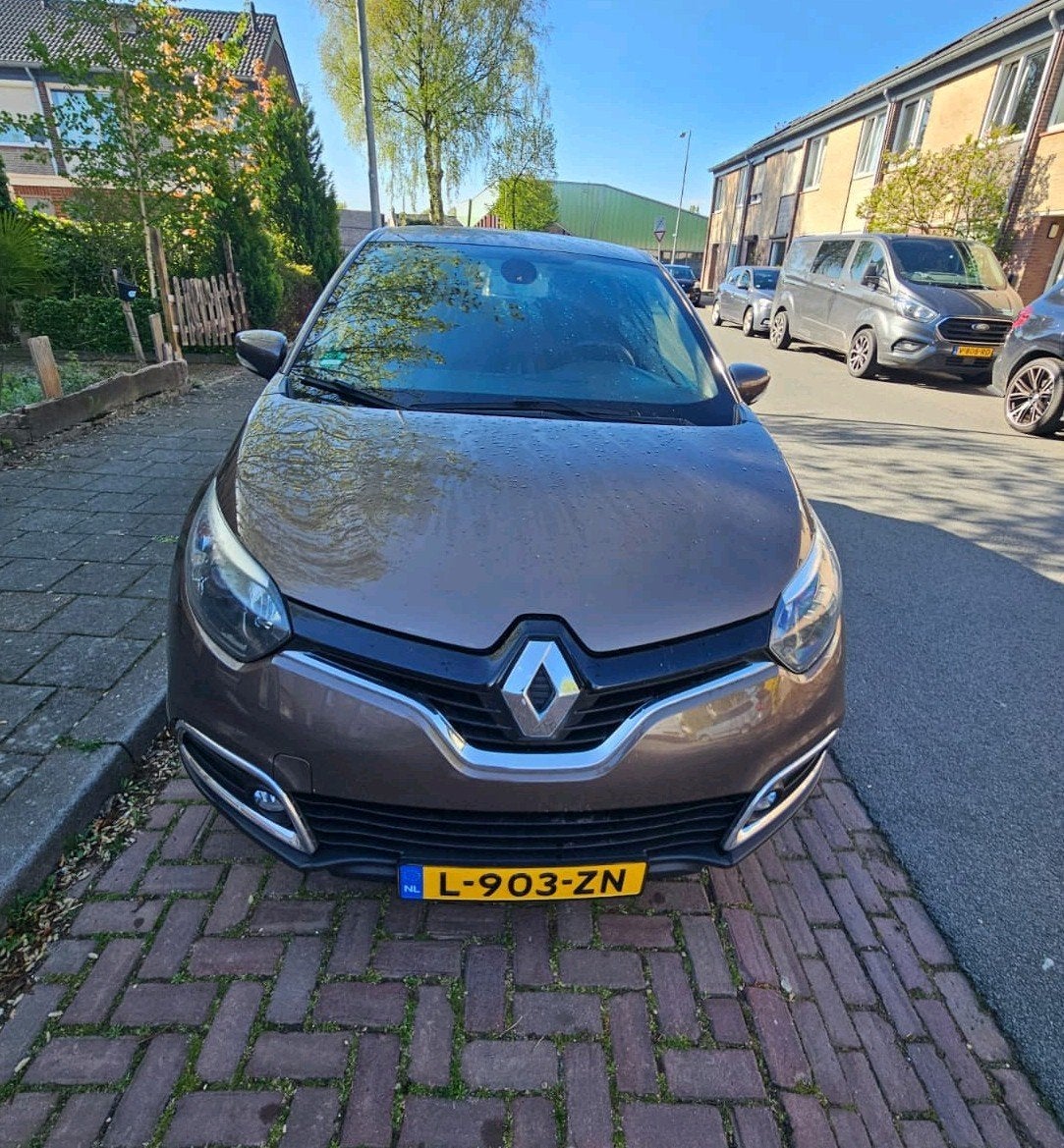 Renault Captur 1.2 Automaat – 120 PK –, 625 kg, 4 cilinders, Bruin, 1200 kg