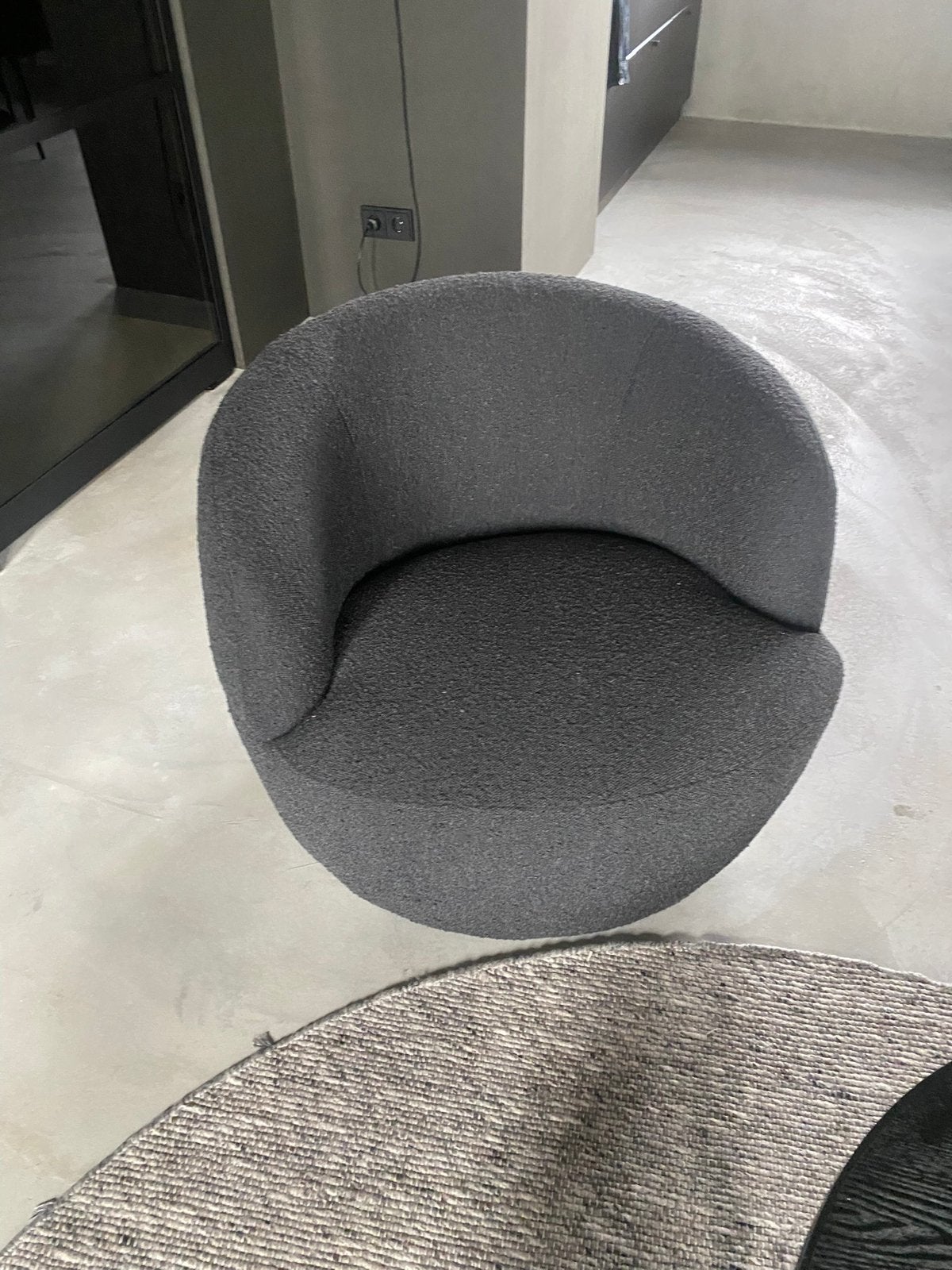 Woood Woolly draaifauteuil antraciet, Ophalen, 75 tot 100 cm, Zo goed als nieuw, Stof