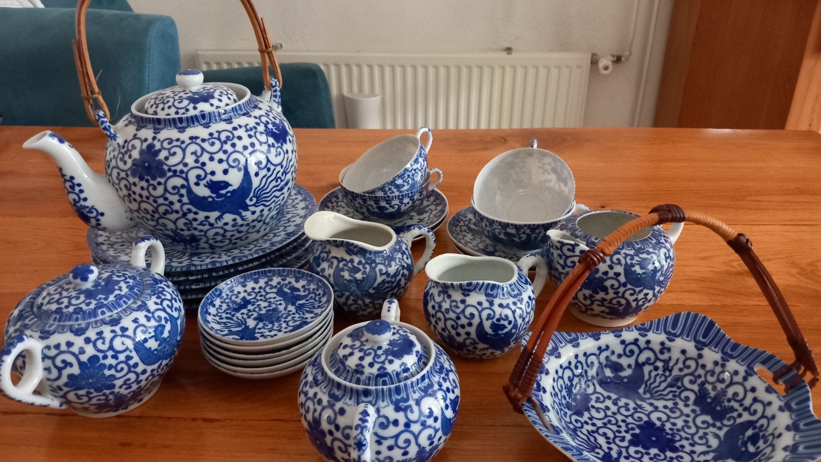 Blauw wit Japans servies feniks afb., Ophalen