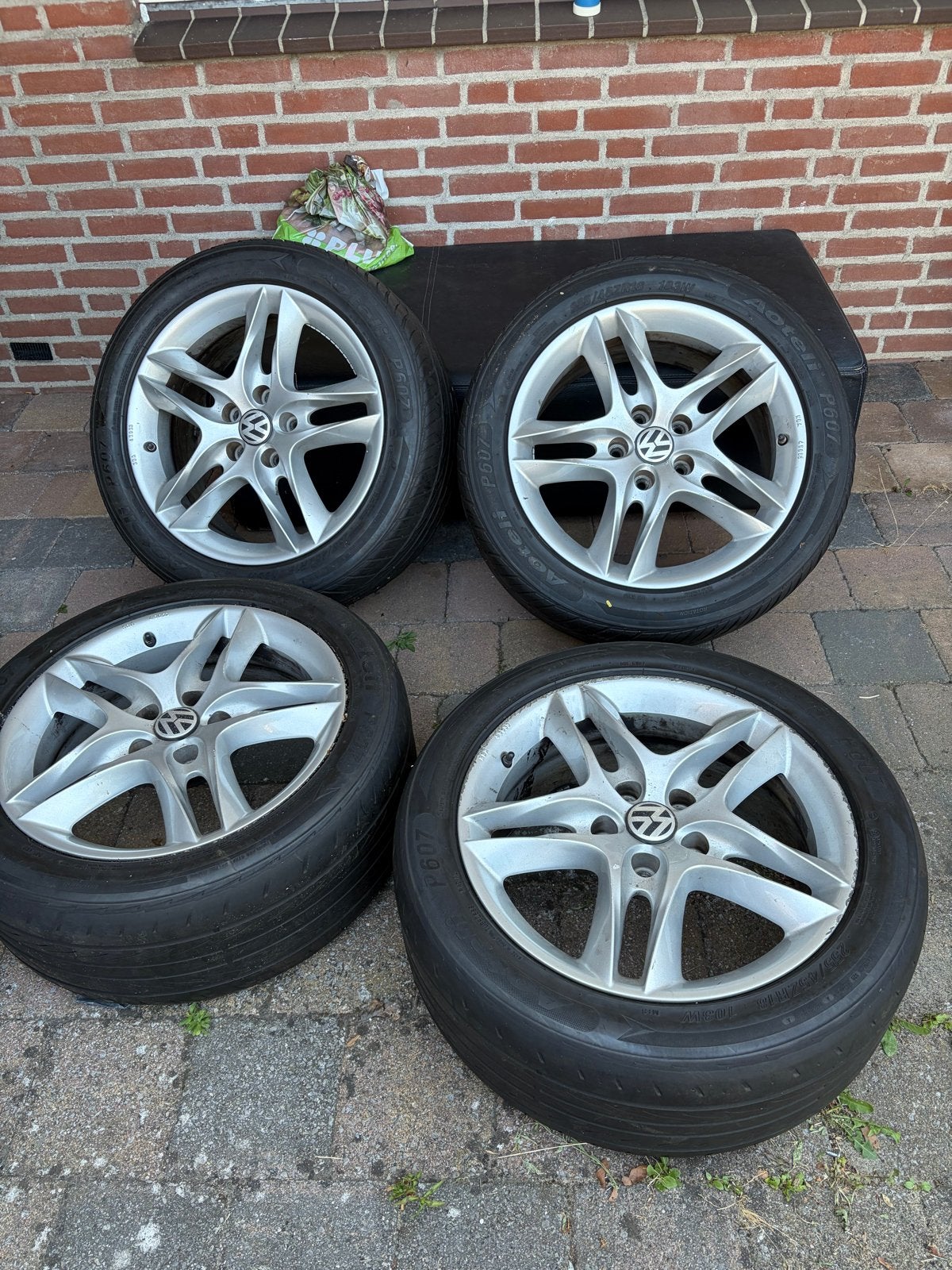 18 inch VW Lichtmetalen Velgen + Banden 255/45R18⁠, Ophalen, 18 inch, Gebruikt, 255 mm
