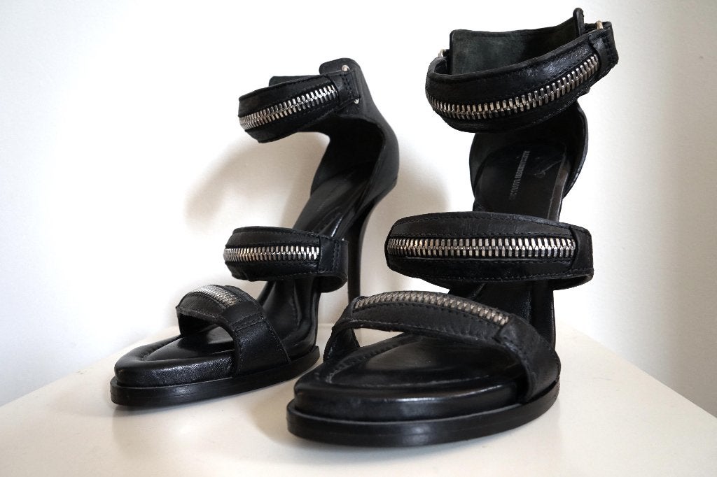 ZGAN! Alexander Wang zwarte hoge sandalen - mt38, Alexander Wang, Zwart, Zo goed als nieuw, Sandalen of Muiltjes