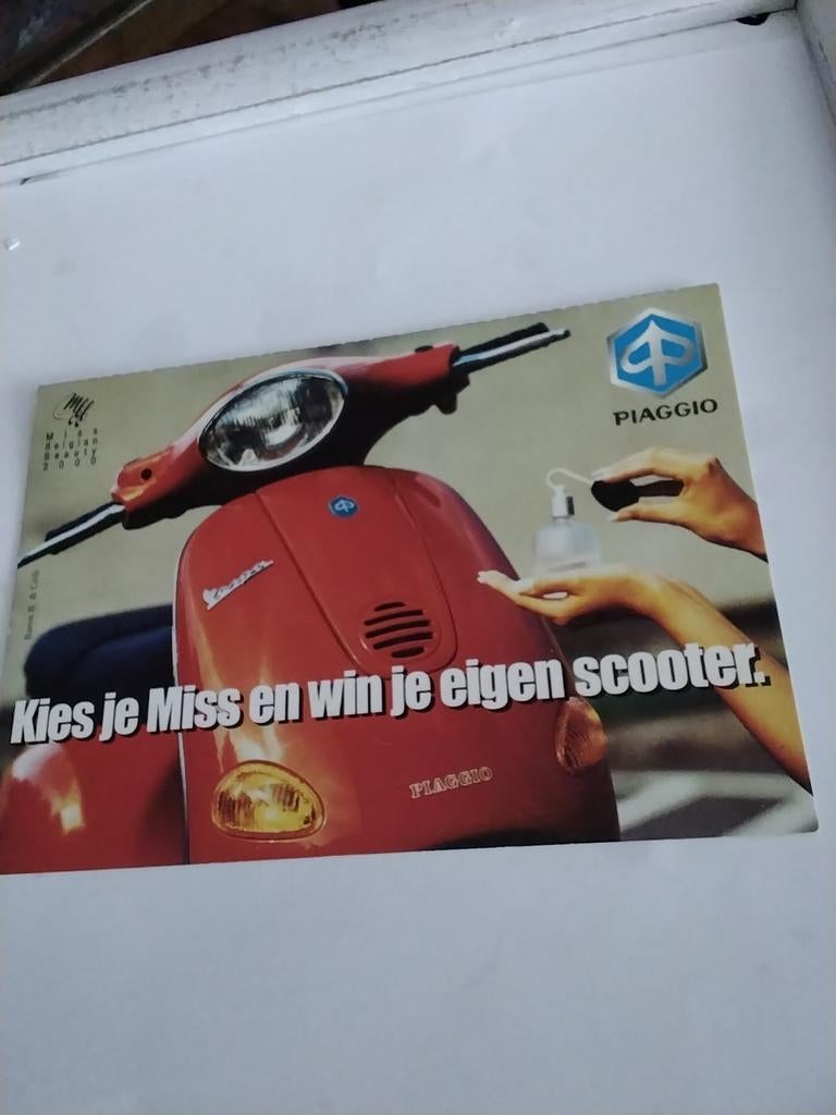 SCOOTER. PIAGGIO, Ophalen of Verzenden, Sterren en Beroemdheden