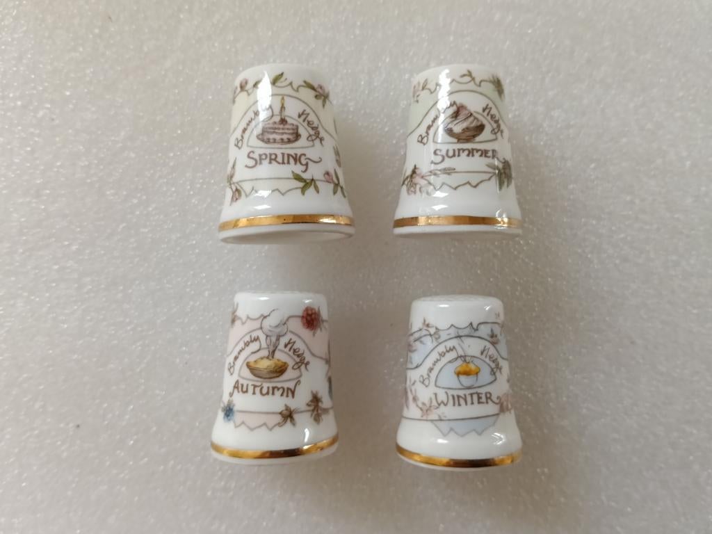 Brambly Hedge Royal Doulton vingerhoedjes seizoenen, Ophalen of Verzenden, Zo goed als nieuw