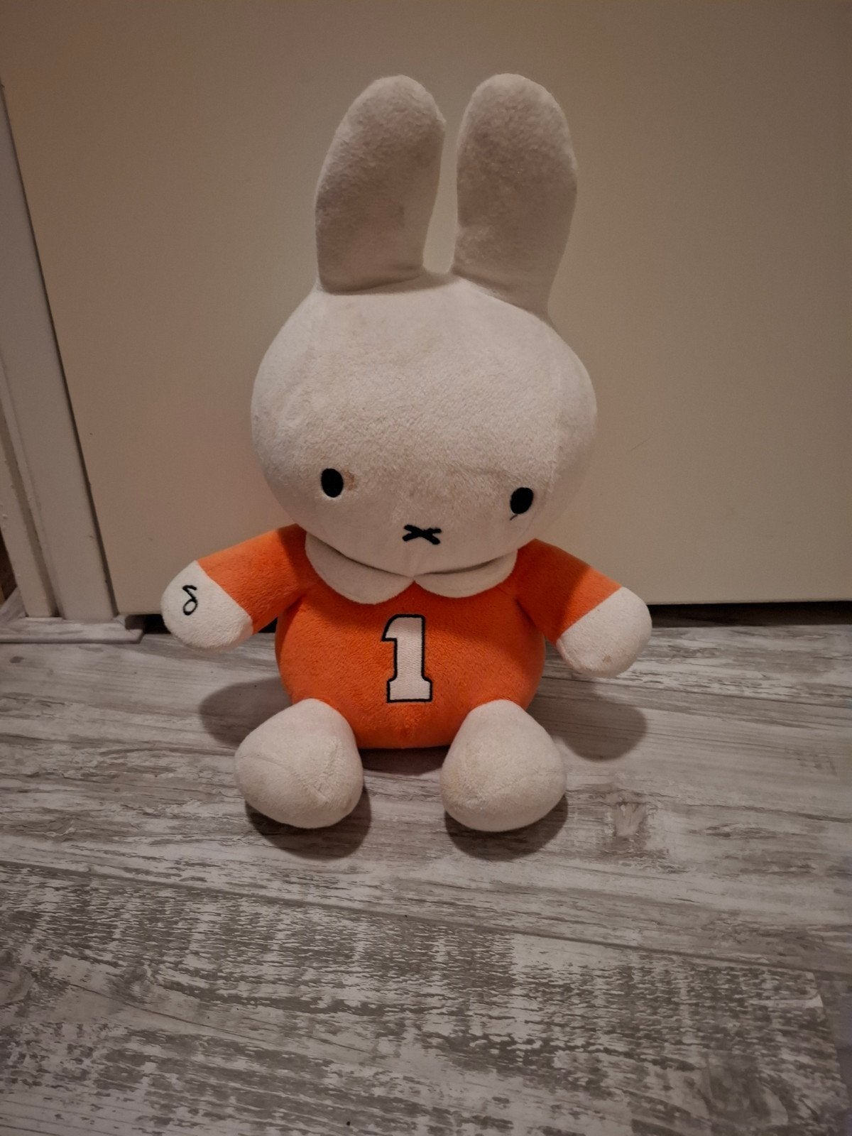 Nijntje knuffel met oranje shirt - Gebruikt, Kinderen en Baby's, Gebruikt, Overige merken, Konijn, Nijntje