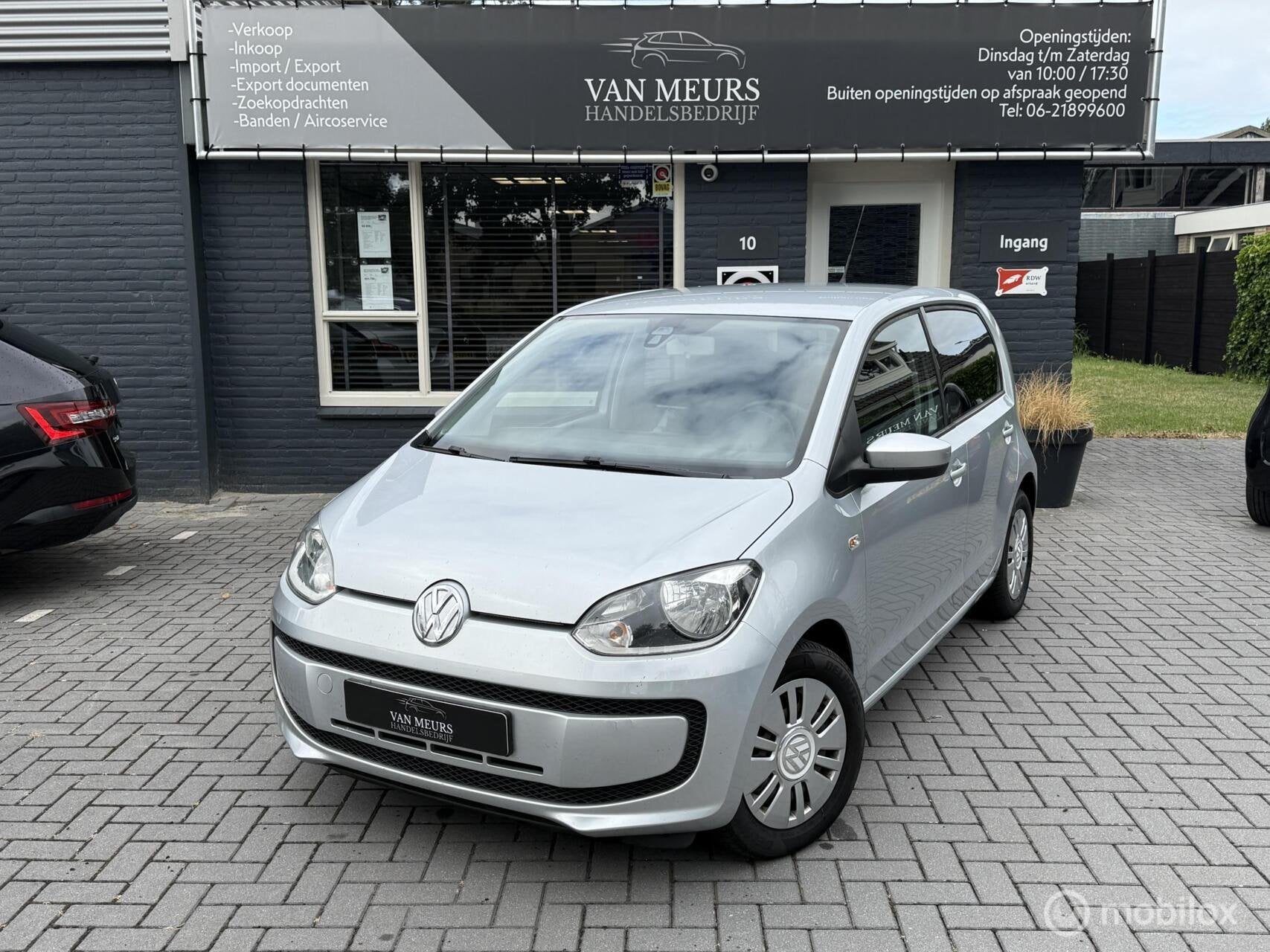 Volkswagen Up! 1.0 move up! BlueMotion, Navigatie, airco, 5
