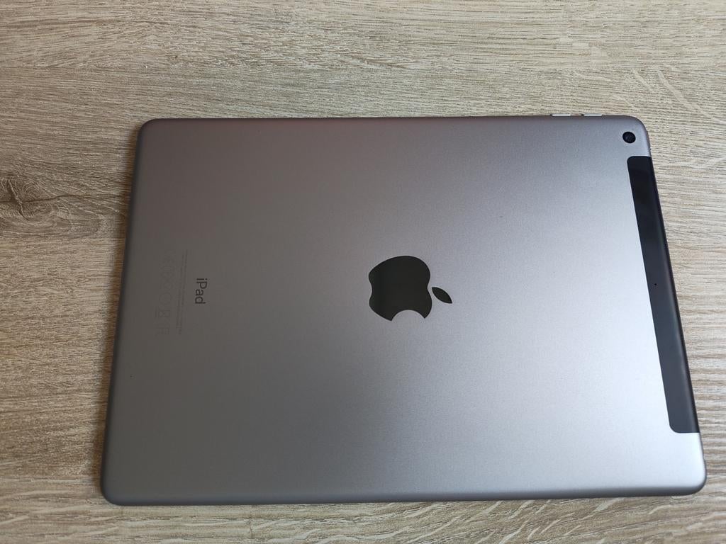 iPad inclusief Otterbox, Computers en Software, Apple iPads, Ophalen of Verzenden, 10 inch, Apple iPad