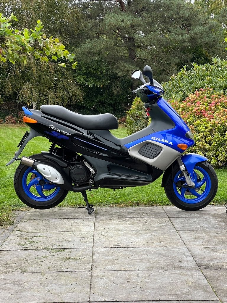 ⭐️Gilera runner blauw zwart Sp DD 7041 km Brom⭐️, Fietsen en Brommers, Niet ingevuld, Niet ingevuld, Niet ingevuld