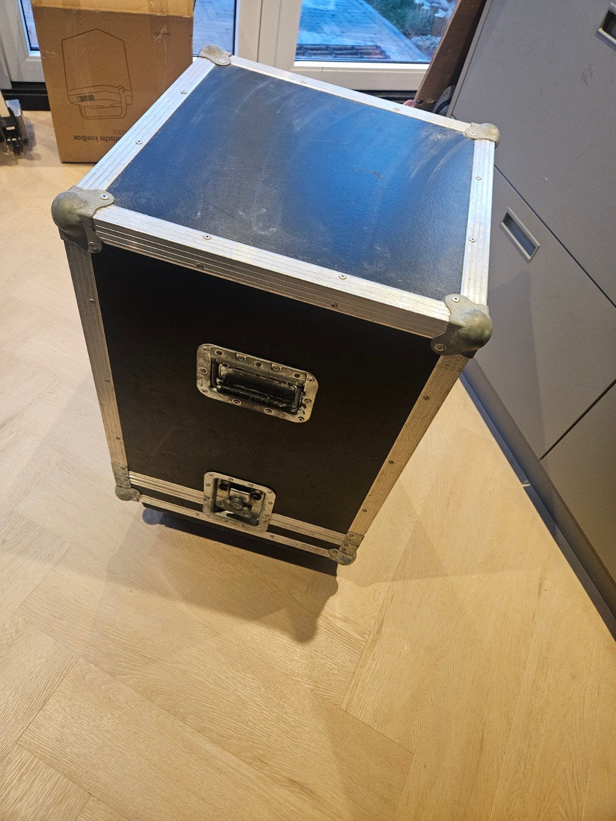 Flightcase (46x46x66 cm excl. wielen), Ophalen of Verzenden, Gebruikt, Speaker of Versterker, Flightcase