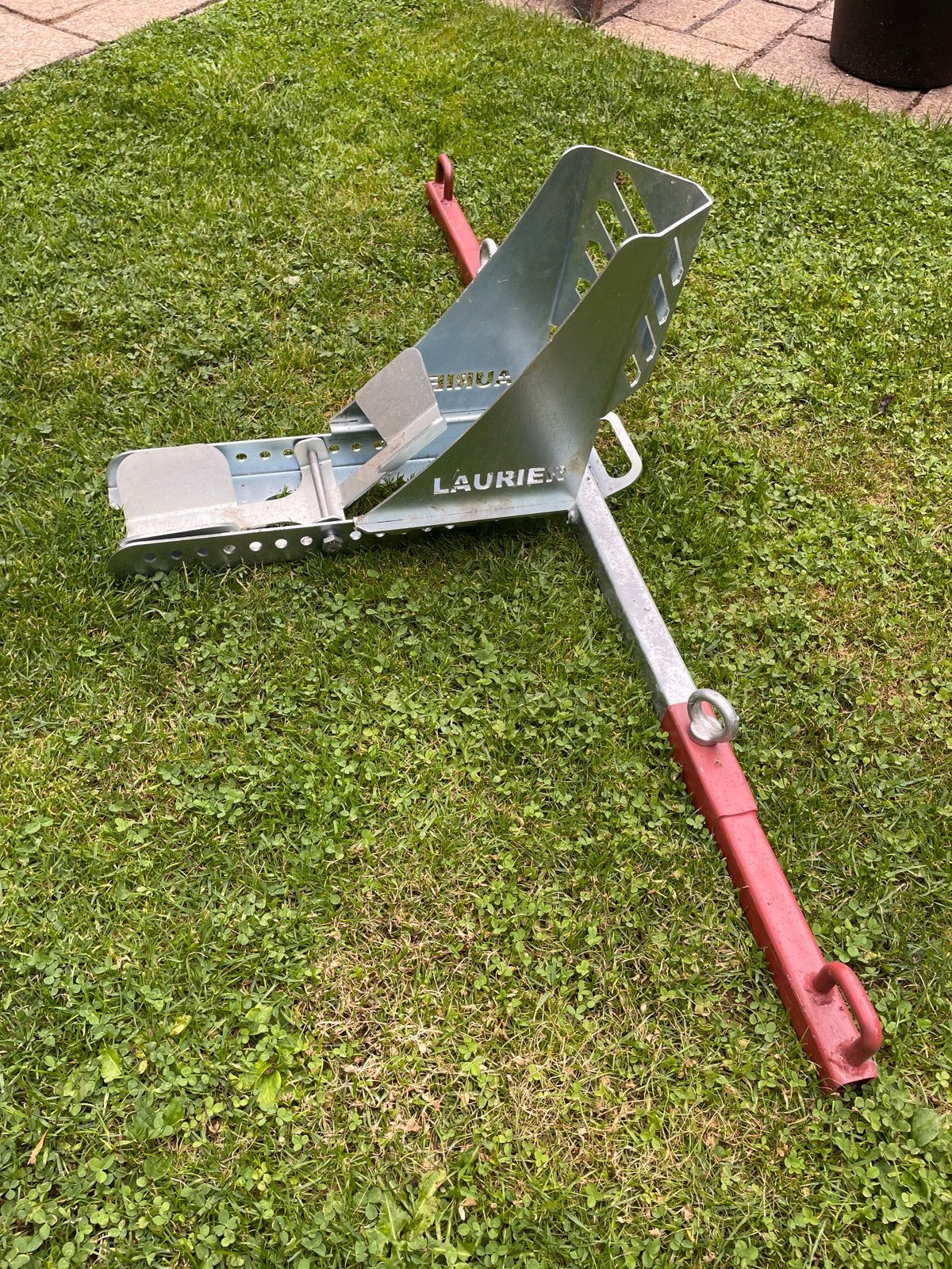 Laurier motor/ scootersteun kleine wielen, Ophalen, Zo goed als nieuw