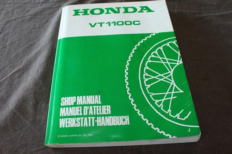 Honda VT1100C 1988 motorcycle shop manual hanbuch VT 1100, Motoren, Ophalen of Verzenden, Honda