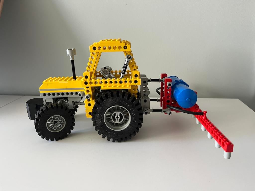 Lego 8849 technic tractor met instructie, Gebruikt, Lego, Compleet, Ophalen of Verzenden