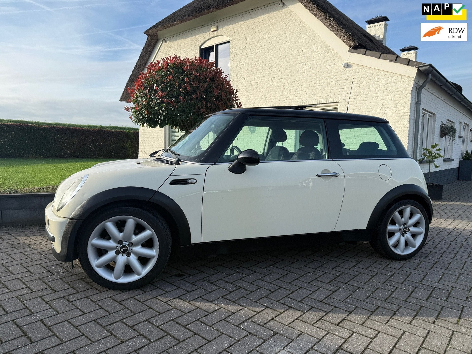 Mini 3-Deurs 1.6 Cooper Pepper / Bj:2004 / Nieuwe apk!, Voorwielaandrijving, 15 km/l, Gebruikt, 4 cilinders