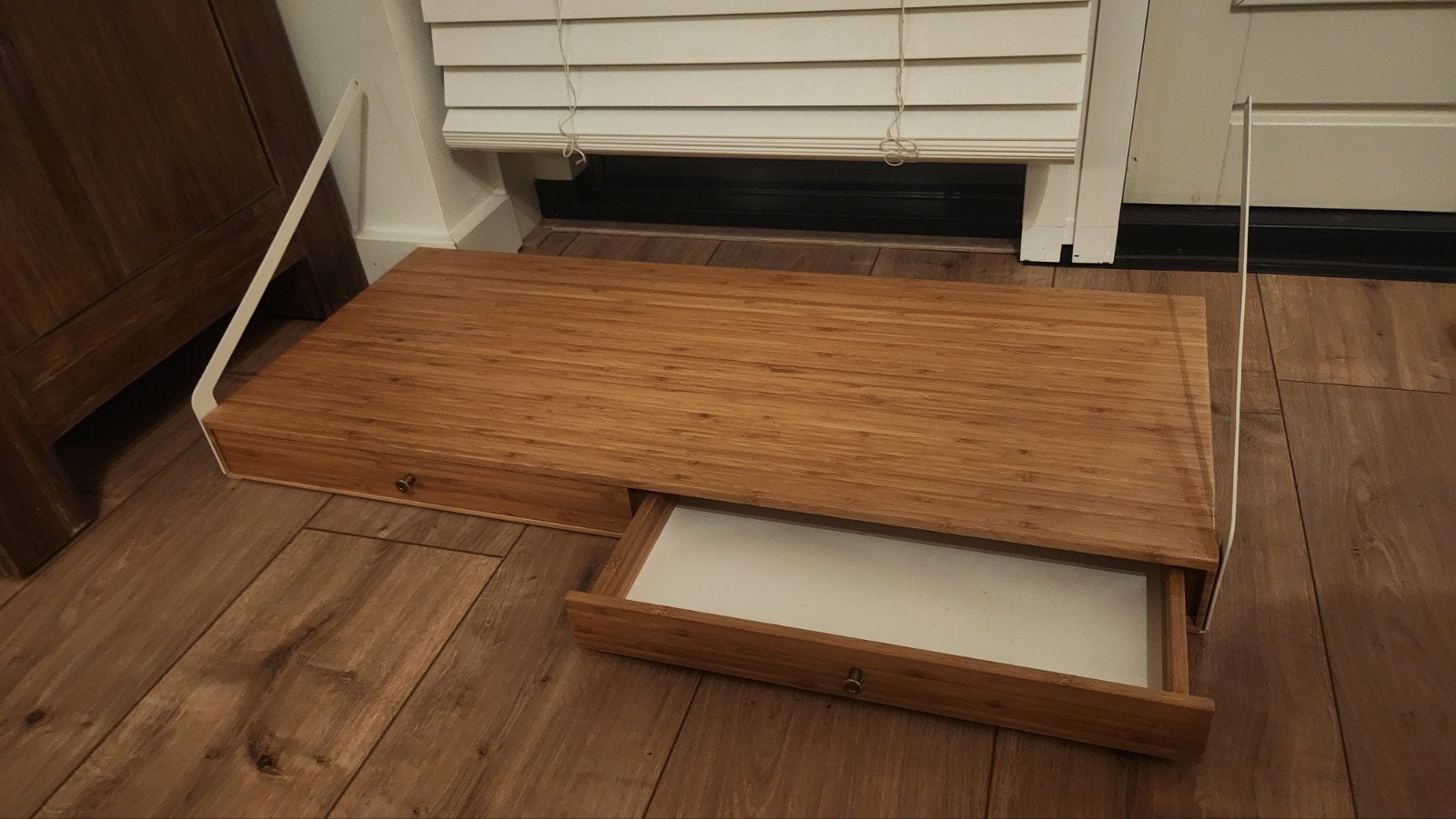 IKEA Svalnäs hangbureau met ophangrails, Ophalen, Scandinavisch, Hout, Bruin
