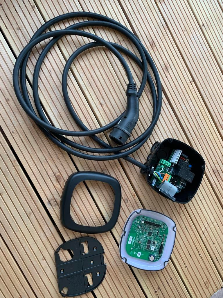 Wallbox Pulsar Max laadpaal met 5m kabel en achterplaat, Ophalen, Gebruikt, Laadpaal