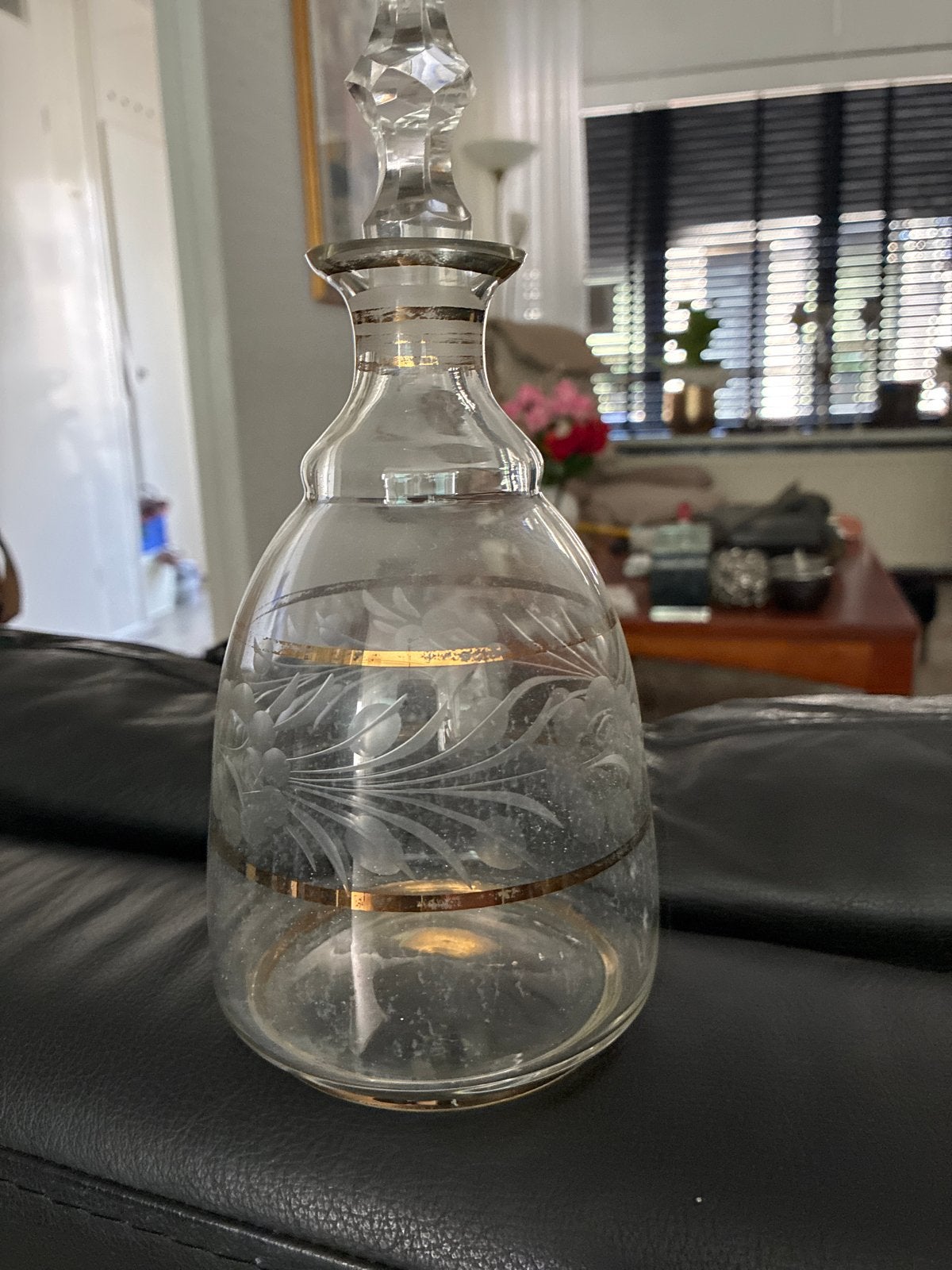 Vintage Glazen Karaf met Gouden Details en Gravering, Ophalen of Verzenden