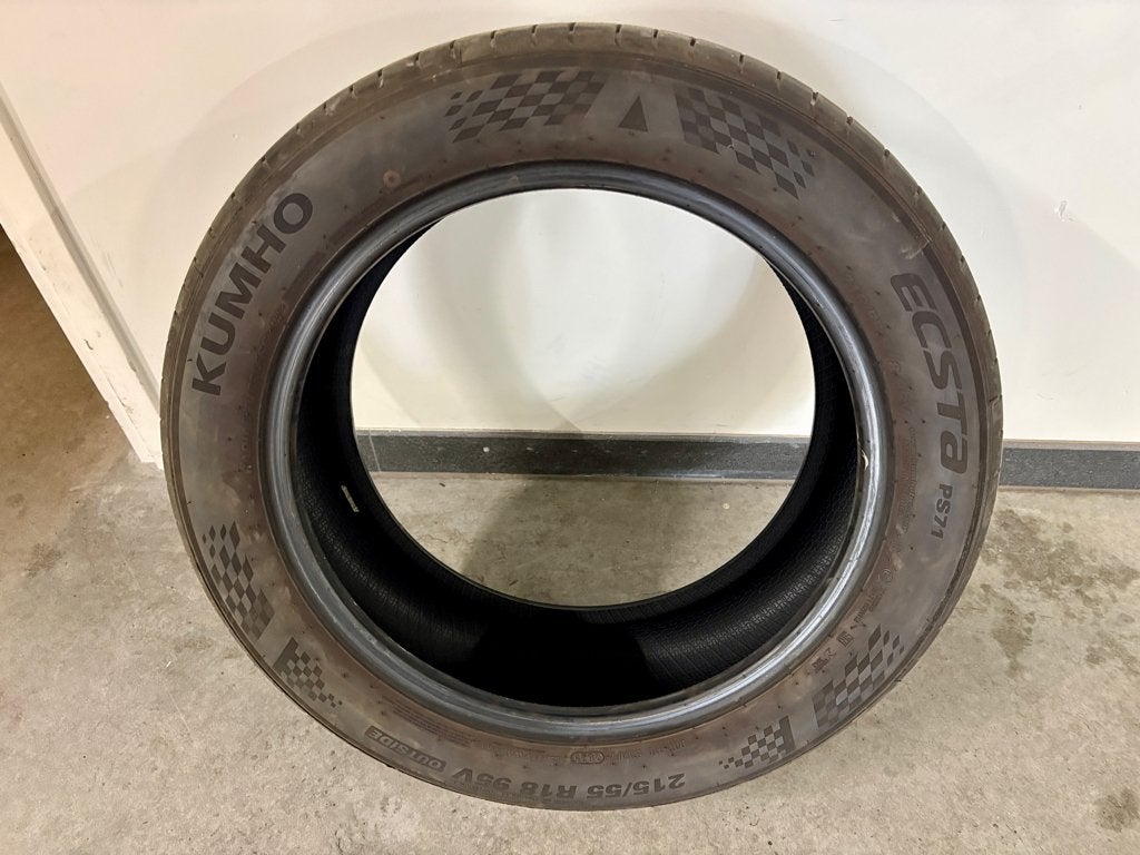Autoband 215/55 R18 95V, merk Kumho Esta PS71, Ophalen
