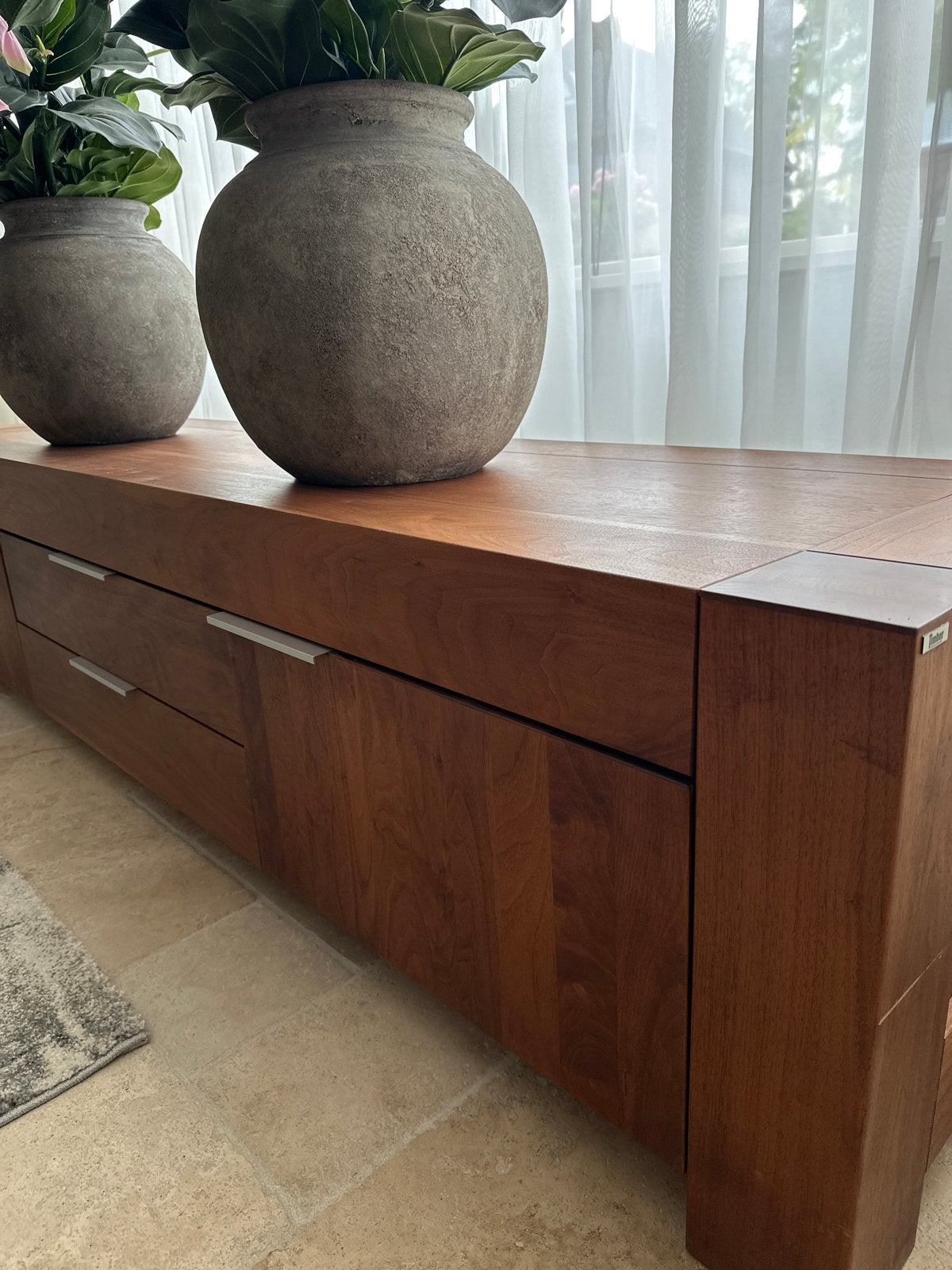 Modern notenhouten dressoir 220x55 cm, Ophalen, Gebruikt, 200 cm of meer, Minder dan 100 cm