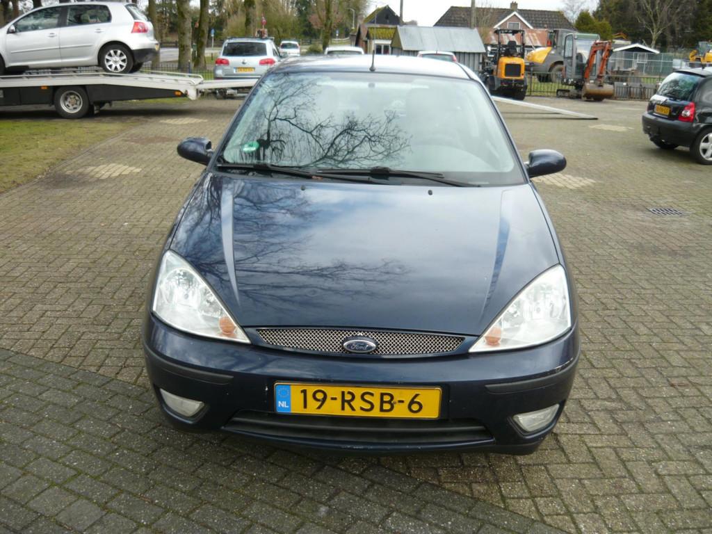 Ford Focus 1.6-16V Futura, Auto's, 1596 cc, Gebruikt, Blauw, Bedrijf