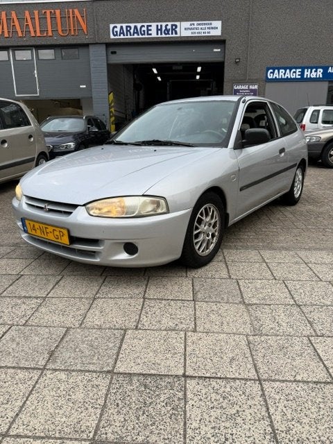 Mitsubishi Colt 1.3 GLI 2003 AIRCO APK NIEUW, Auto's, Voorwielaandrijving, 1299 cc, 31 €/maand, 4 cilinders