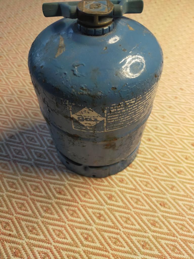 Camping gaz fles model 901, Ophalen